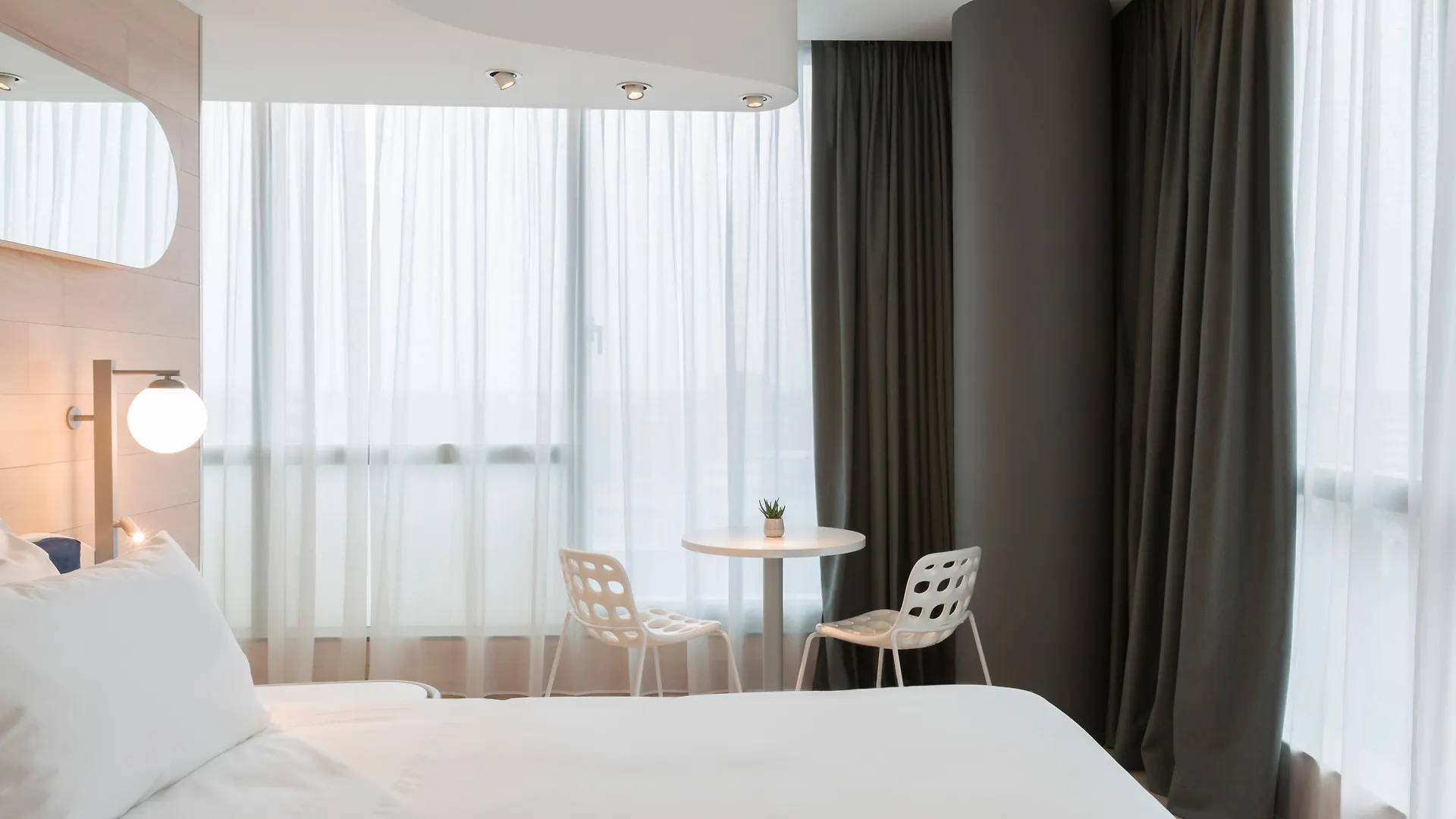 Voco Milan-Fiere By Ihg Hotel