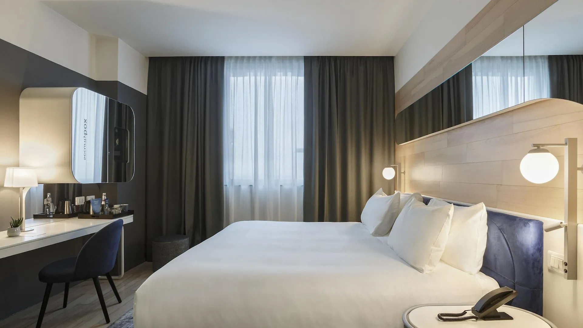 Voco Milan-Fiere By Ihg Hotel