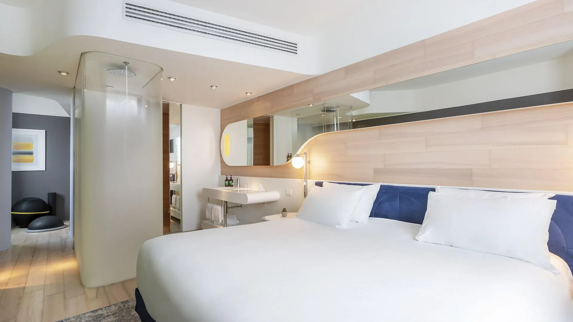 Voco Milan-Fiere By Ihg Hotel