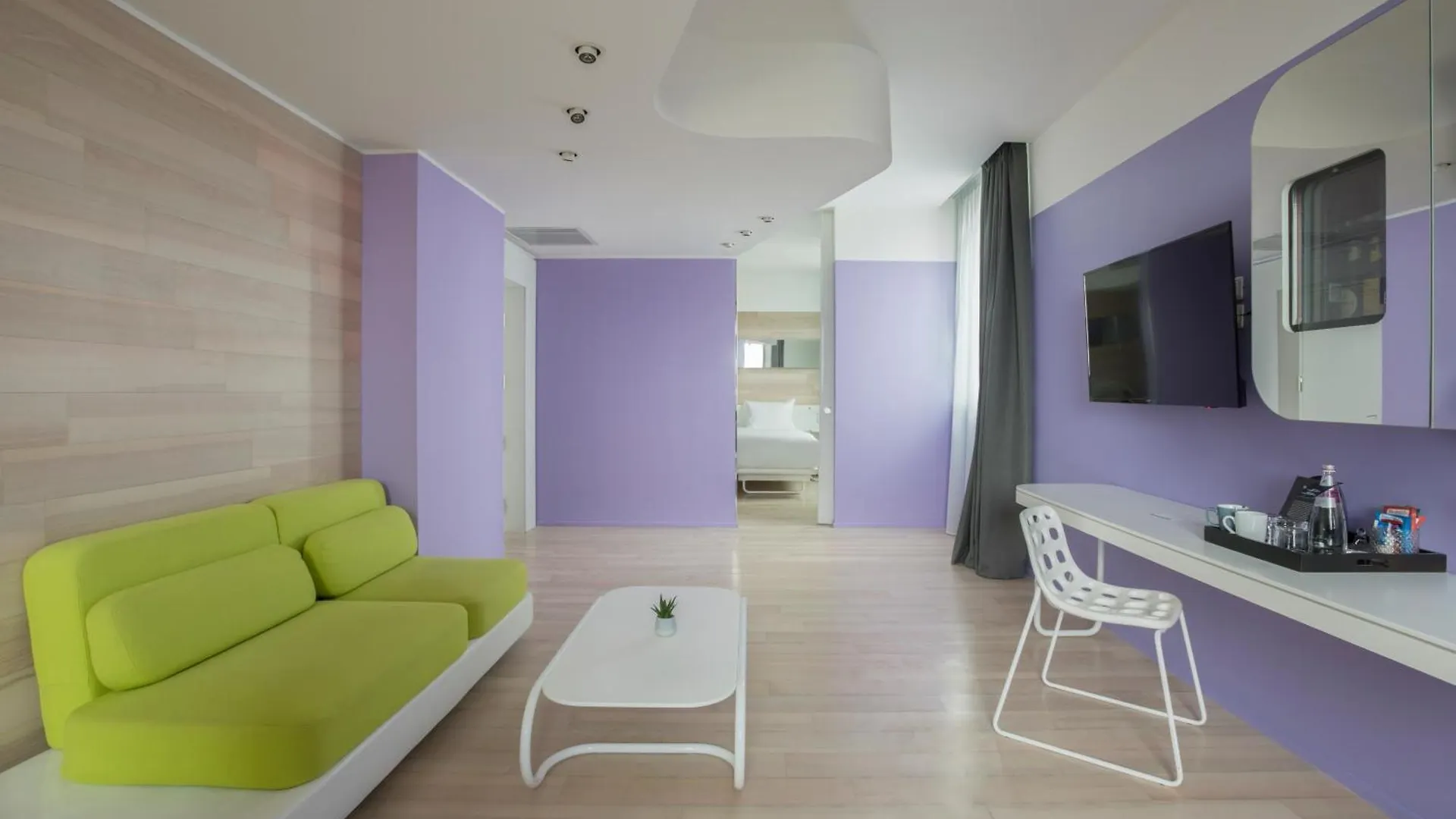 Voco Milan-Fiere By Ihg Hotel 4*, Milan