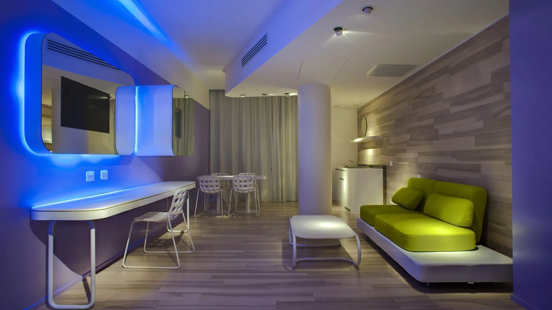 Hotel Voco Milan-Fiere By Ihg  Milan